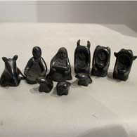 Black on black nativity set Black nacimiento with 8 pieces
