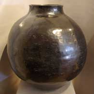 Polished black pot attributed to Sarafina Tafoya