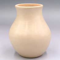 Polished buff vase
 by Elston Yepa of Jemez