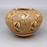 Polychrome jar with a migration pattern geometric design
 by Fannie Nampeyo of Hopi
