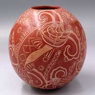 Polychrome jar with a sgraffito 2-panel fish and underwater scene
 by Jose Almeraz of Mata Ortiz and Casas Grandes