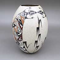 Polychrome jar with two panel lizard, cornstalk, and geometric design
 by Sylvia Naha of Hopi