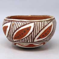 Polychrome bowl with geometric design, for the tourist trade
 by Unknown of Isleta