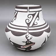 Polychrome jar with a deer with heart line and geometric design
 by Alan Lasiloo of Zuni