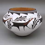 Polychrome jar with a deer-with-heart-line and geometric design
 by Anderson Peynetsa of Zuni