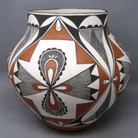 Polychrome jar with 4-direction fine line and geometric design