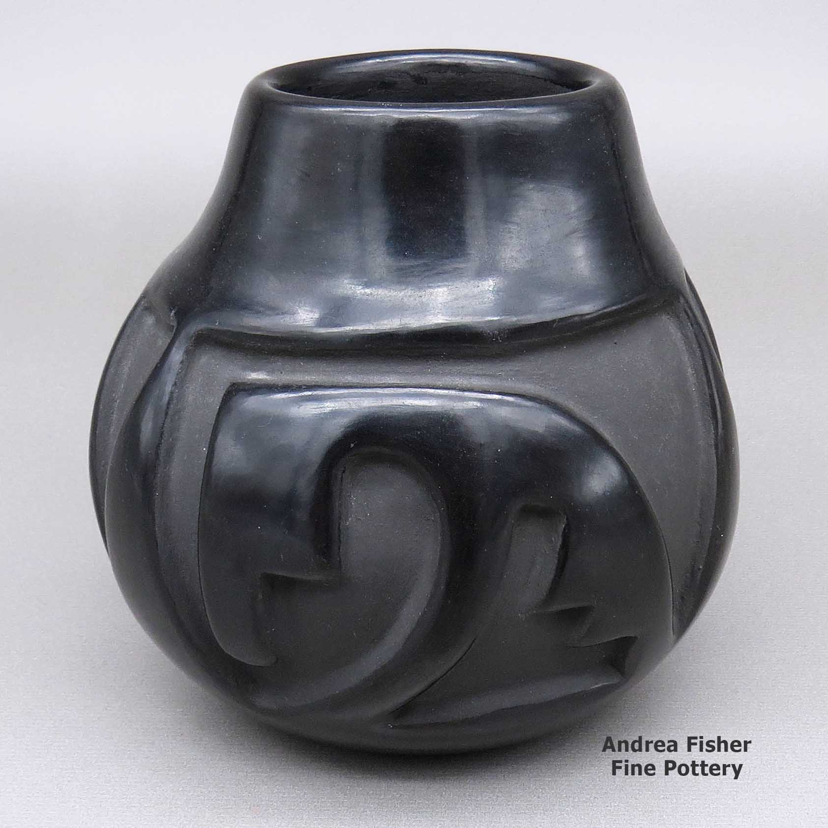 希少品！ネイティブ　サンタクララ黒壷　プエブロアメリカアンティーク　インディアン 希少品！ネイティブ サンタクララ黒壷 プエブロアメリカ