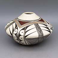 Polychrome jar with fine line and geometric design
 by Sylvia Naha of Hopi