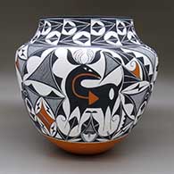 Large polychrome jar with a deer with heart line, bear with heart line, and geometric design, click or tap to see a larger version